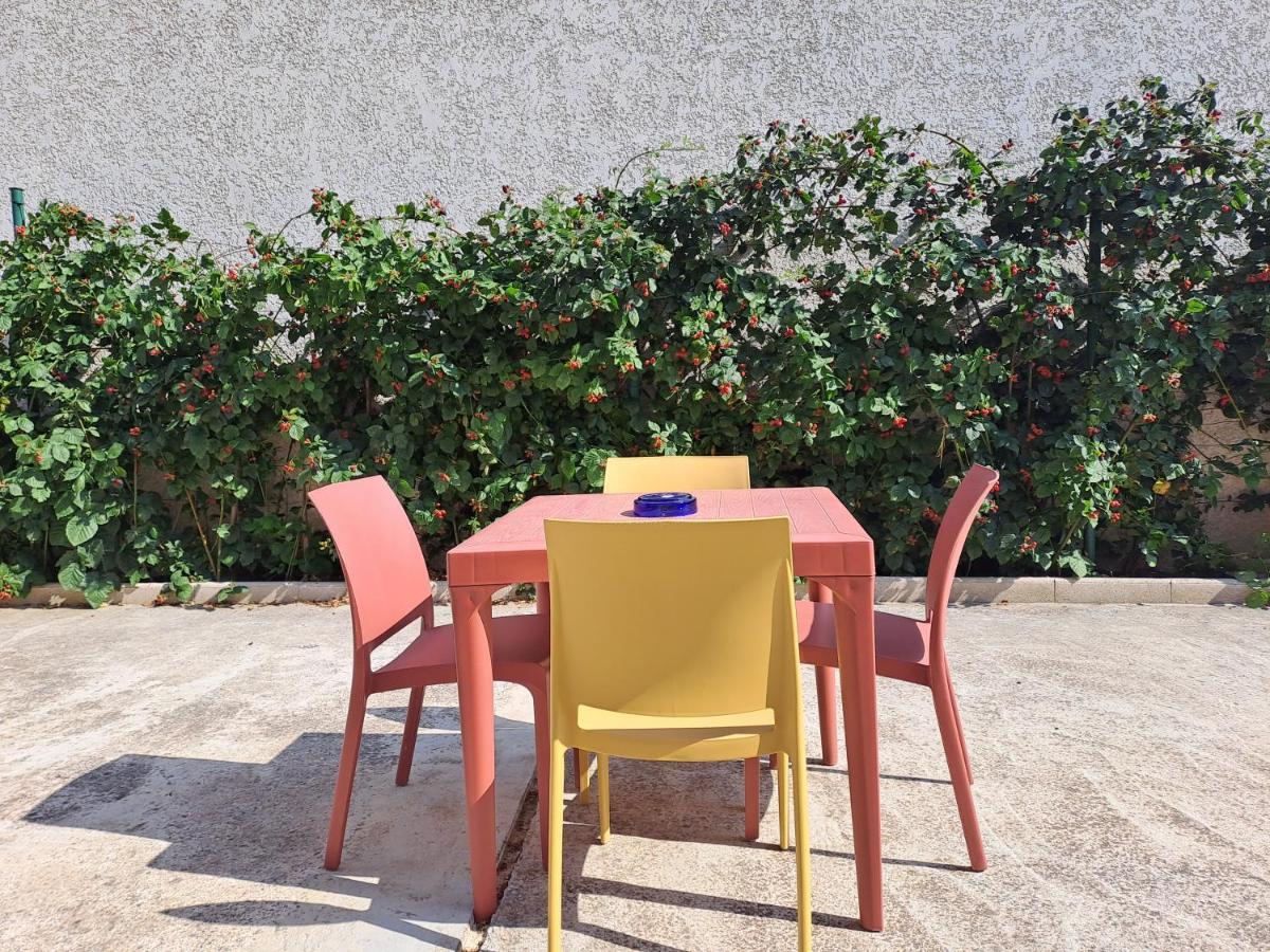 Appartement Avec Exterieur Et Parking Gratuit Perpinhã Exterior foto