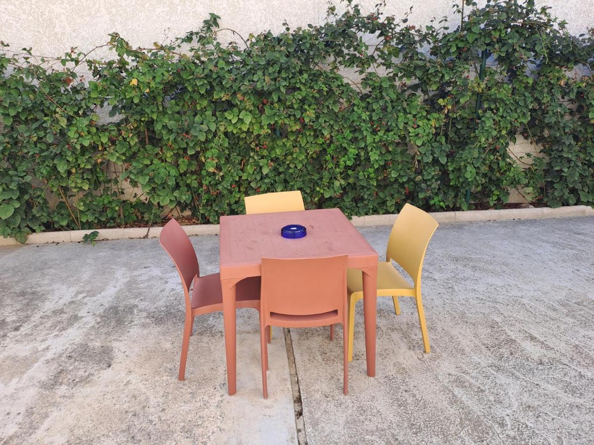 Appartement Avec Exterieur Et Parking Gratuit Perpinhã Exterior foto